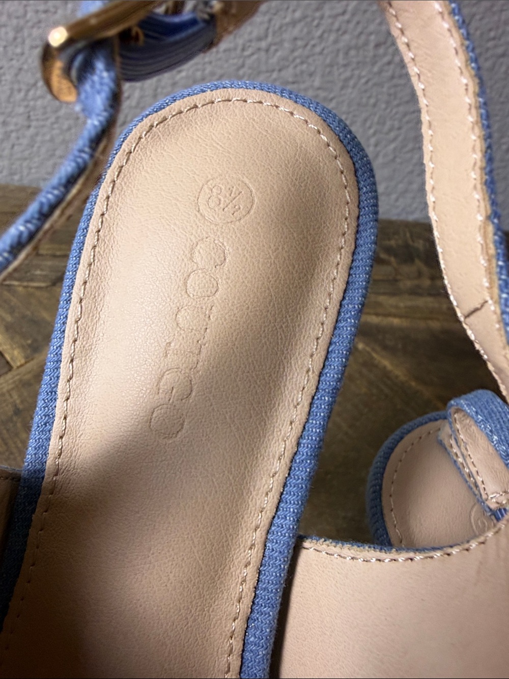 Size 8.5 Coutgo Denim Knot Slingback Heels in Blue - Women - Picture 4 of 10